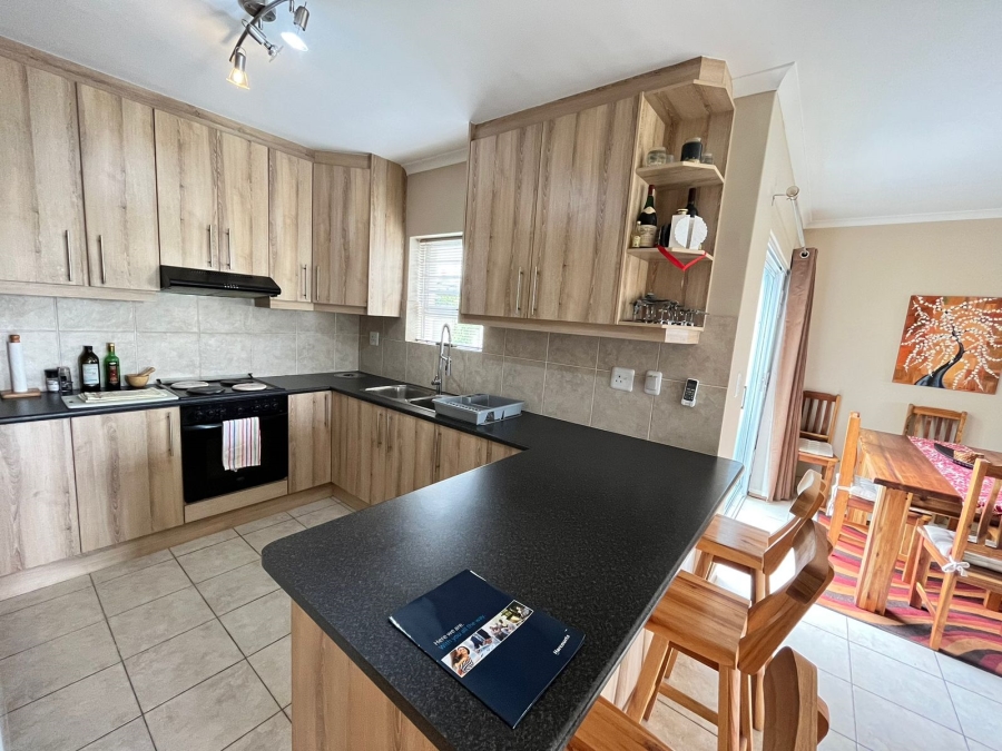 To Let 3 Bedroom Property for Rent in Zonnendal Western Cape